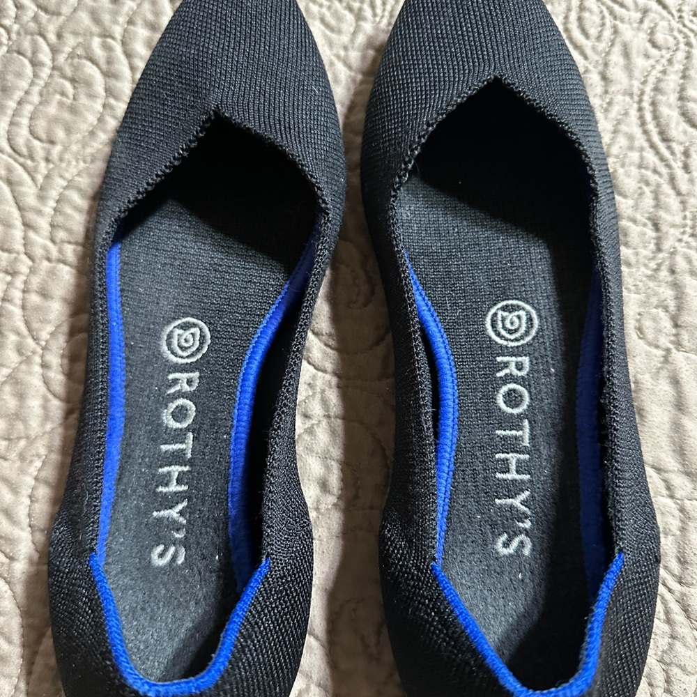 Rothy's Black Pointe flats size 8 fits lk 7.5